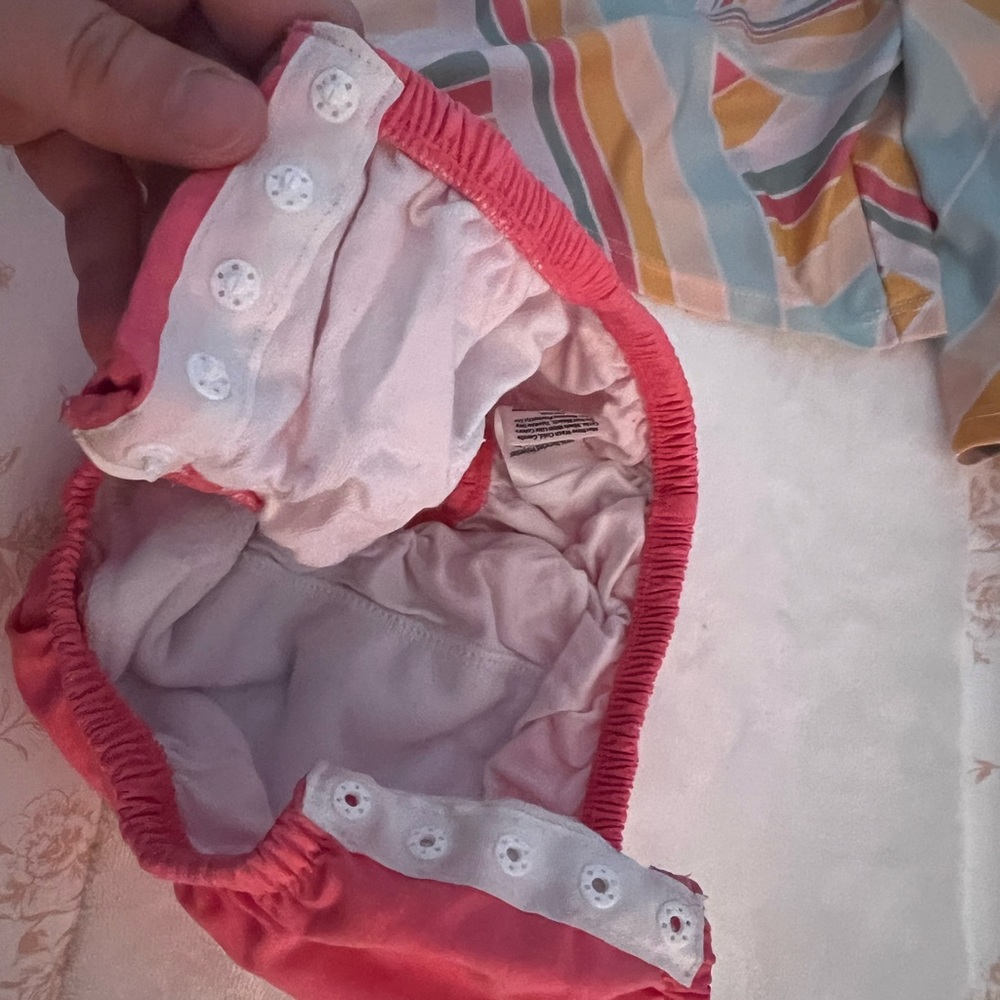 2 piece bathing suit - Picture 3 of 5